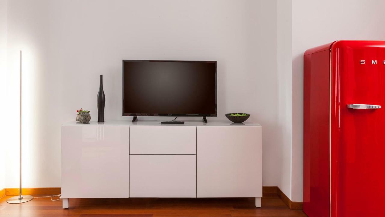 Bright House In Milan Appartement Buitenkant foto
