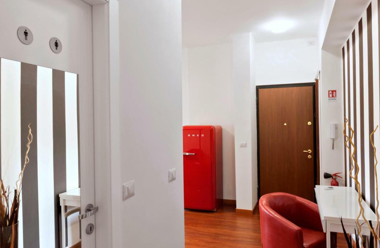 Bright House In Milan Appartement Buitenkant foto