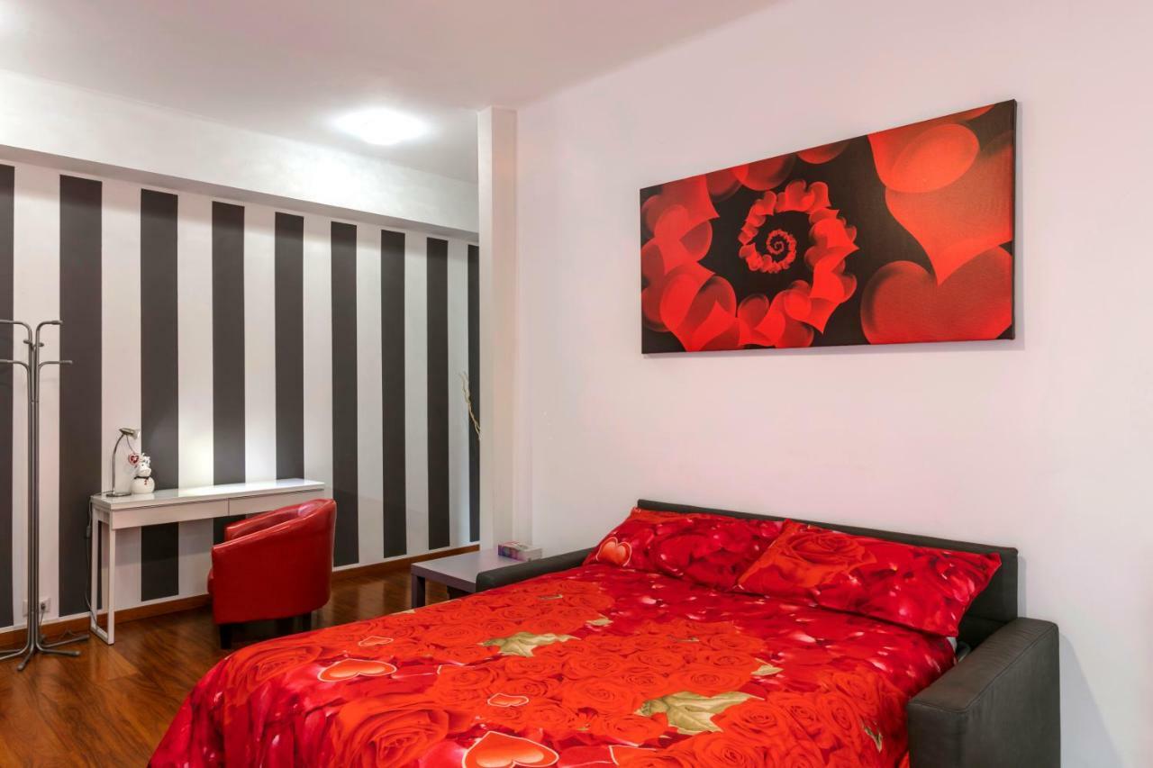 Bright House In Milan Appartement Buitenkant foto