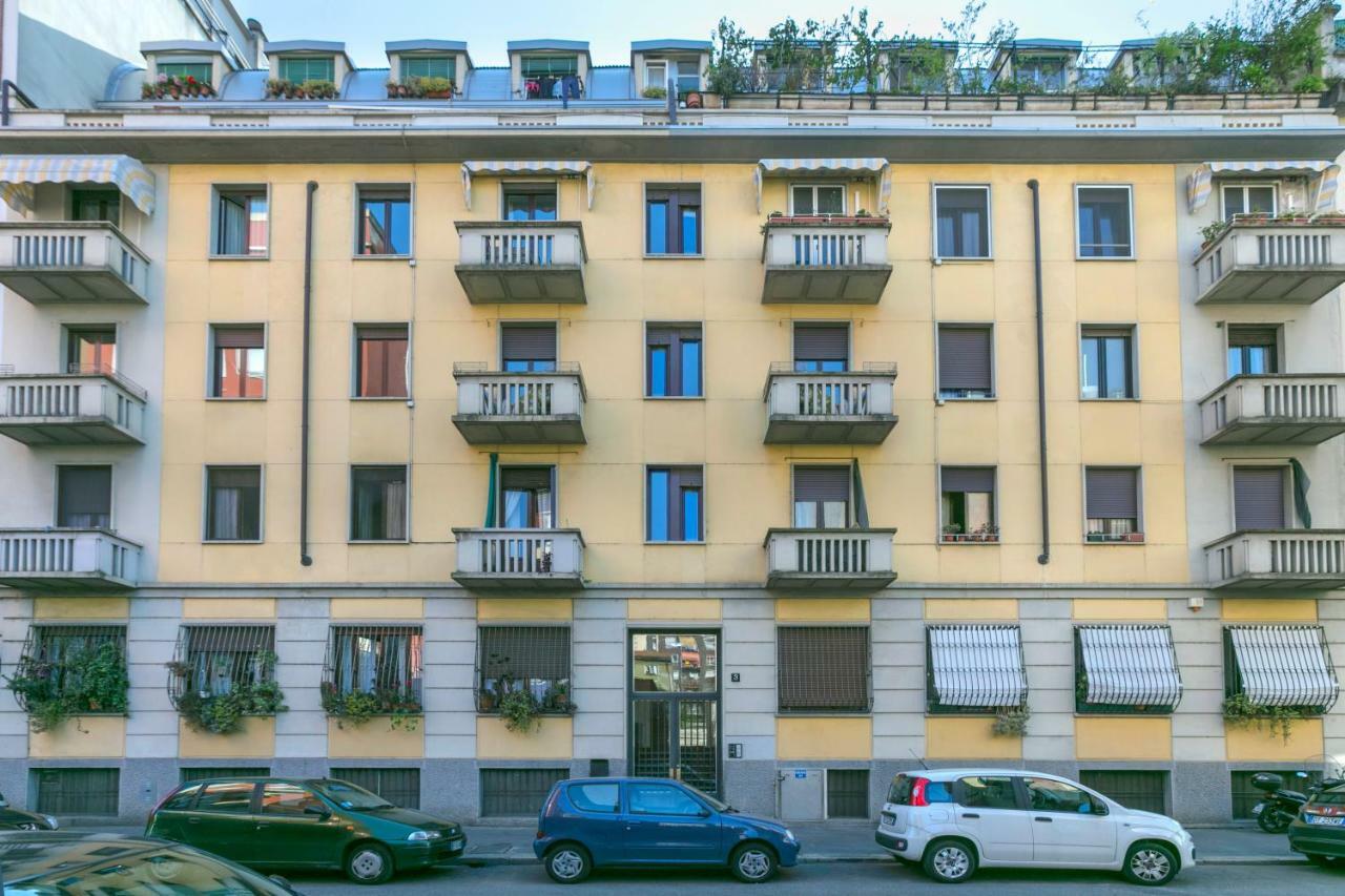 Bright House In Milan Appartement Buitenkant foto